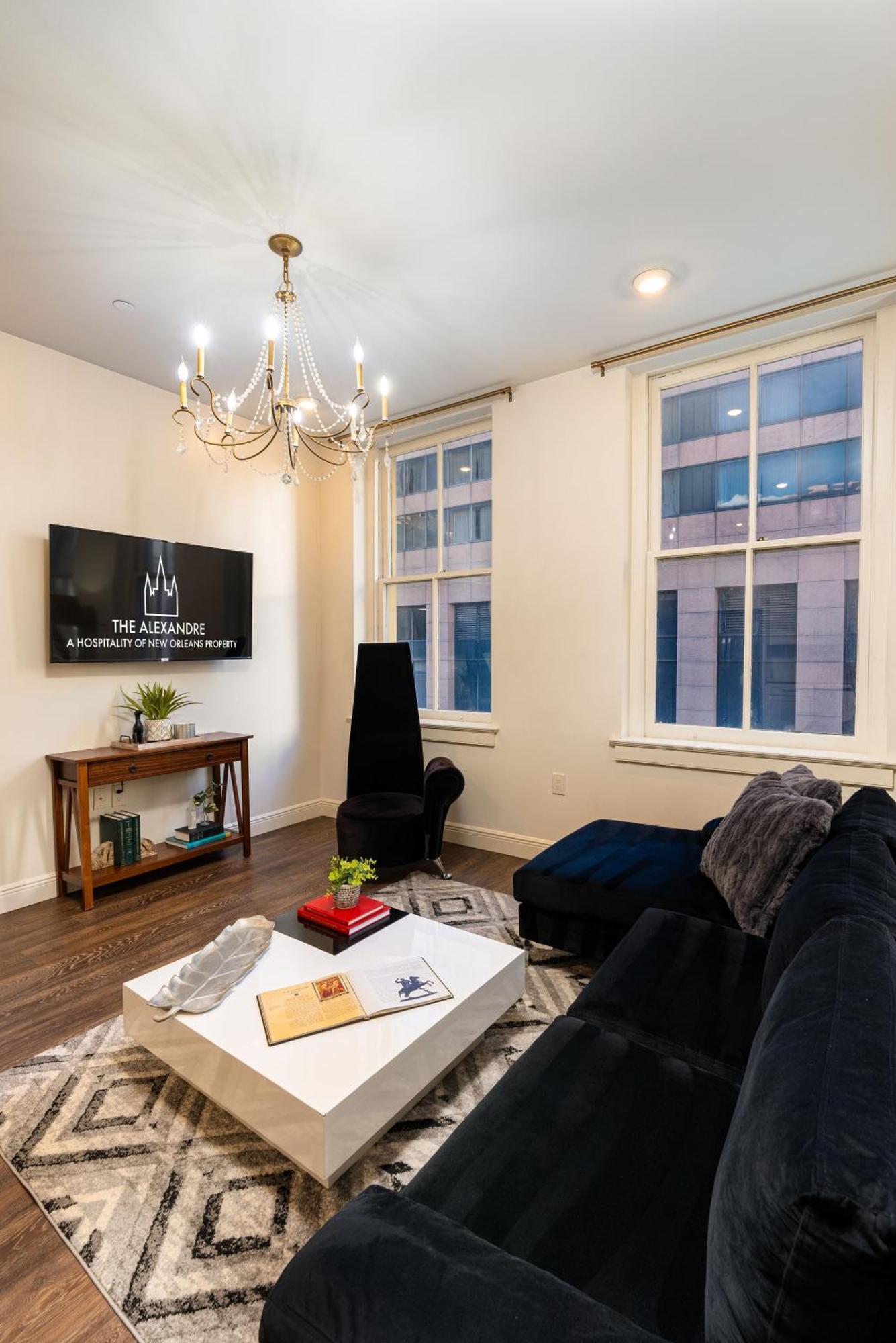The Alexandre Hotel New Orleans Bagian luar foto