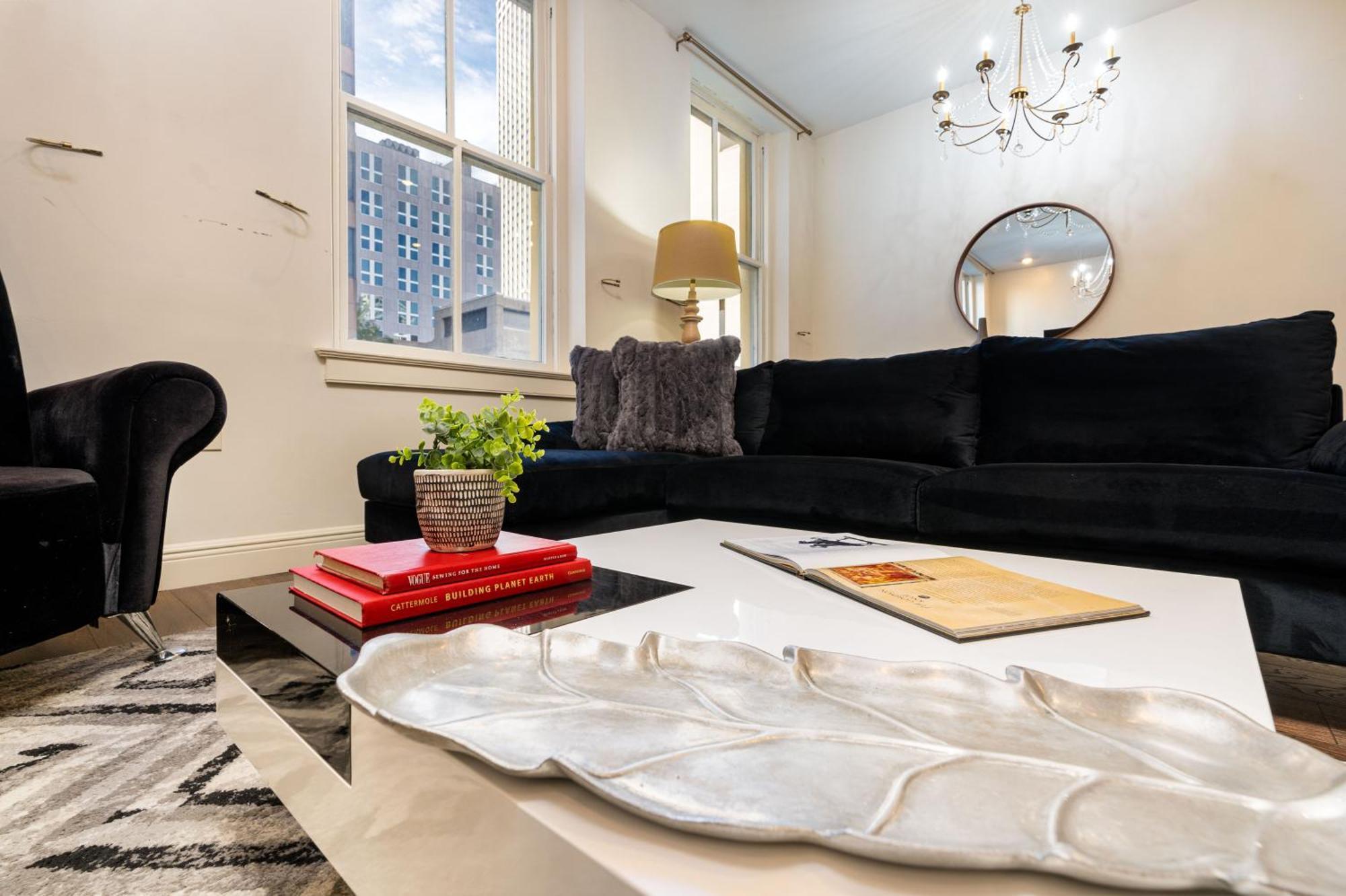 The Alexandre Hotel New Orleans Bagian luar foto